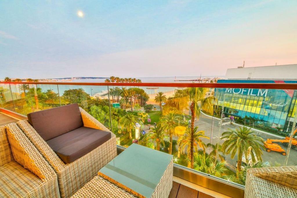 7 Croisette Lägenhet Cannes Exteriör bild